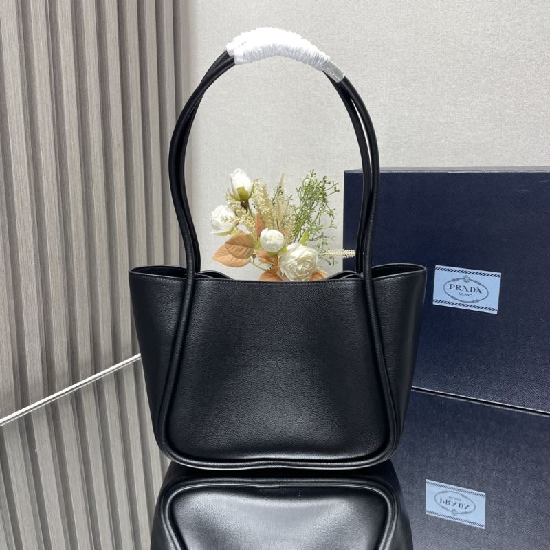 Pra*a bucket bags